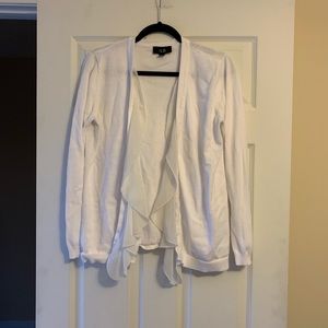 🍁AGB white open front cardigan w/chiffon ruffles